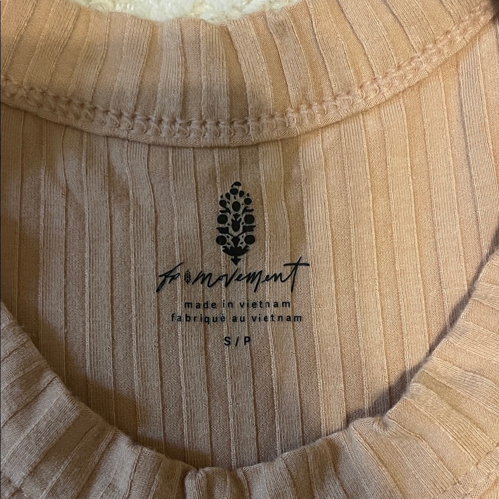 Tan Sleeveless Ribbed Top - Picture 2 of 2